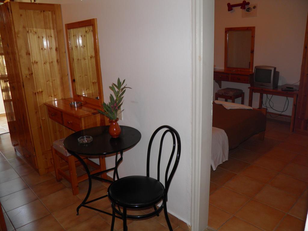 Galaxias Studios Kalamaki  Kamer foto